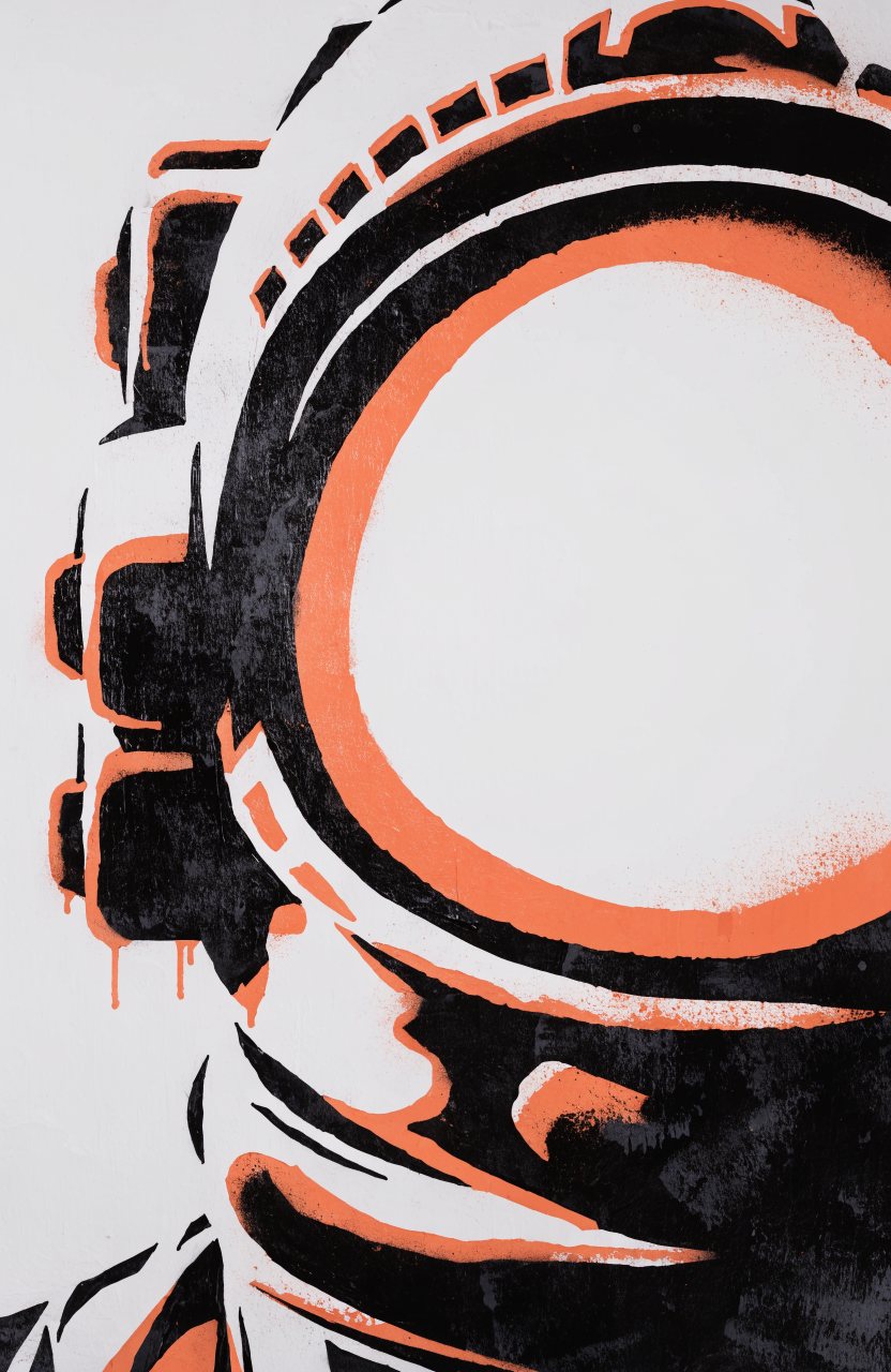 Astro-Helm – Street-Art-Stencil von Urban Artery